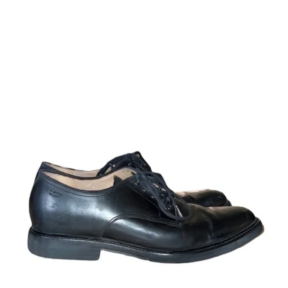 UGG Jovin‎ Black Leather Oxford Shoes